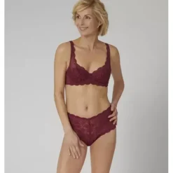 Amourette 300 Maxi, Garnet Brown