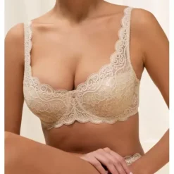 Amourette 300 WHP, Nude