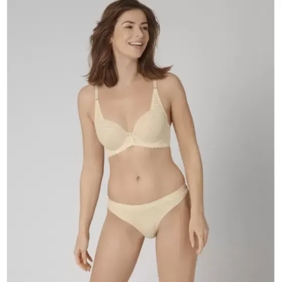 Aura Spotlight String, Creamy Dream