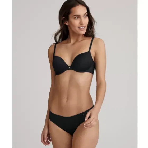 Body Make-up Essentials Tai, Black