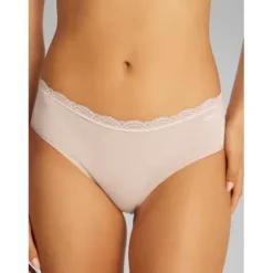 Calvin Klein Hipster, Cedar