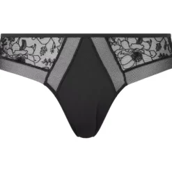 Demi Tai, Black