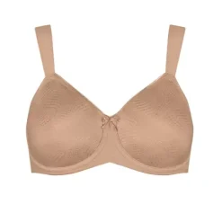 Essential Minimizer W, Nude