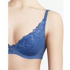 Orangerie Triangle, Blue