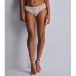 Rosessence Tai, Nude d ete