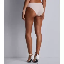 Rosessence Tai, Nude d ete