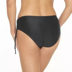 Tai Breif, Black