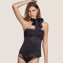 Tamara Top, Black
