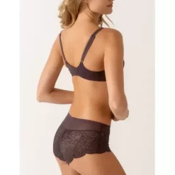 Verity Spacer, Ardoise