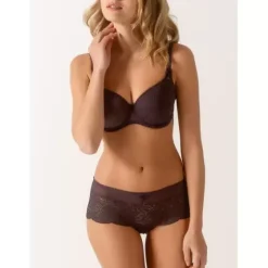 Verity Spacer, Ardoise